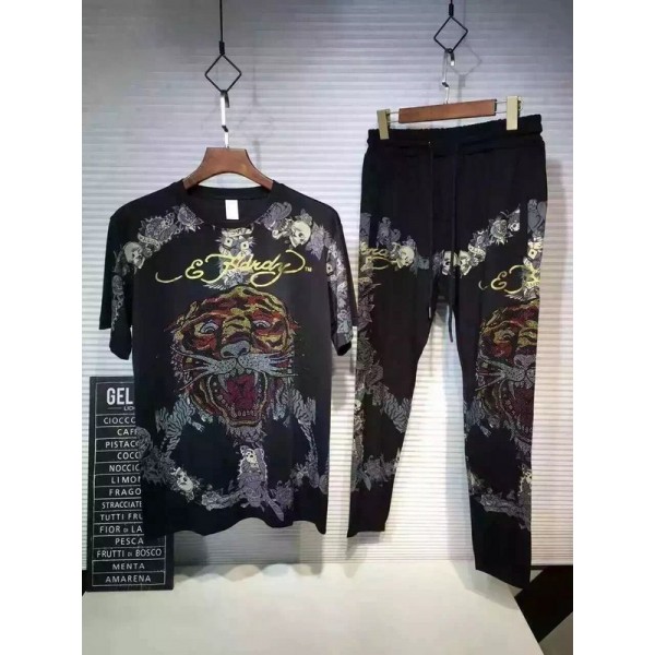 Ed Hardy Mens Short Suits Love is A Gamble In Black